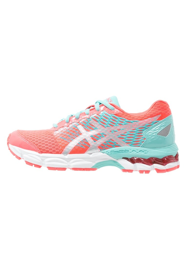 asics nimbus 18 soldes